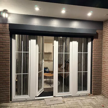 1-bedroom Near Asml & Airport *